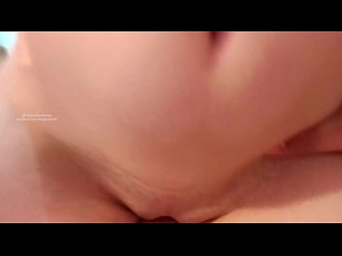 ❤️ Je dormais dans la chambre de ma sœur et je me suis réveillé comme ça. ❤❌ Porno beau at us