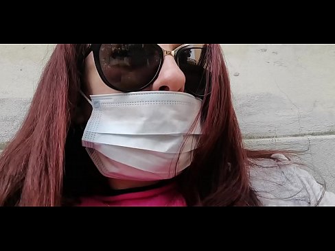 ❤️ Nicoletta se venge de son voisin et pisse dans son garage (Spécial Covid19 Quarantaine italienne) ❤❌ Porno beau at us